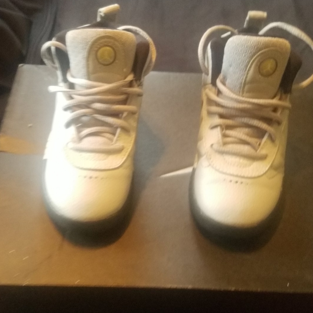 Boys air jordan shoes